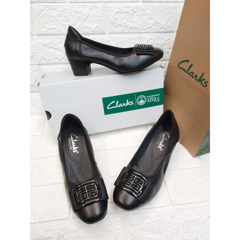 Clarks kode RG - 2003 / Clarks wedges / Sepatu wanita clarks wedges