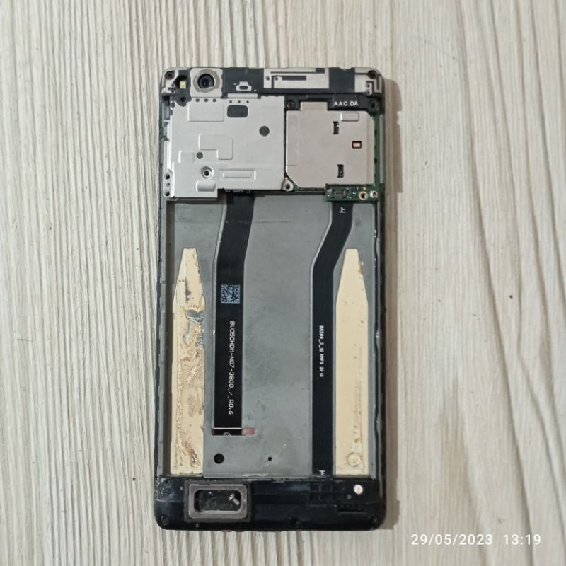 Mesin Xiaomi Redmi 3S Normal unit tidak ada batre