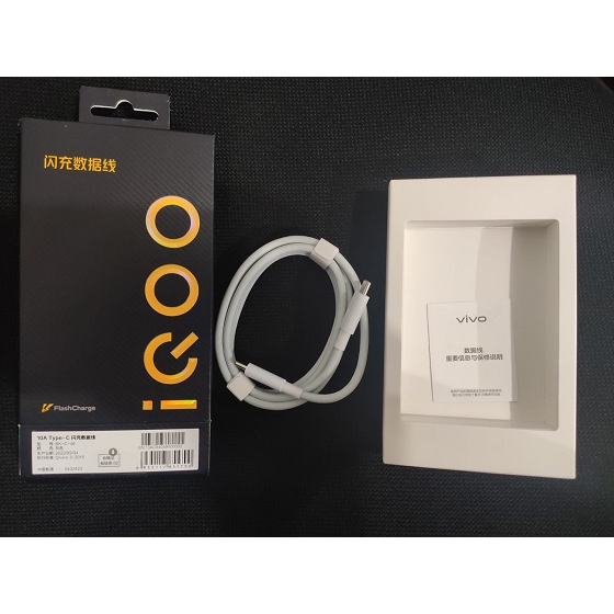VIVO iQoo Kabel Data Cable Type-C to Type-C 200W 10A 1.5M Original