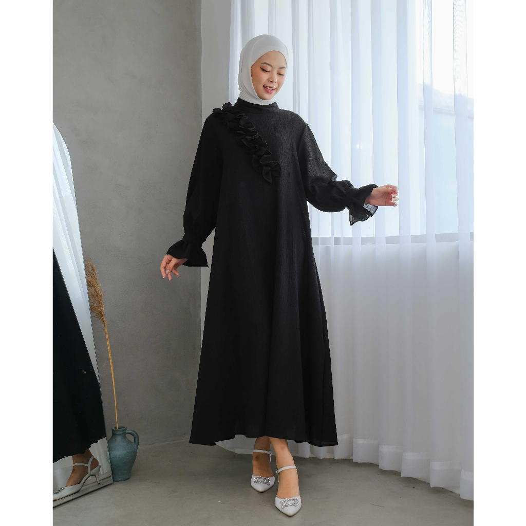 Mayoutfit Vezy Mididress | Dress Gamis Flowy Frill Kerut-Black