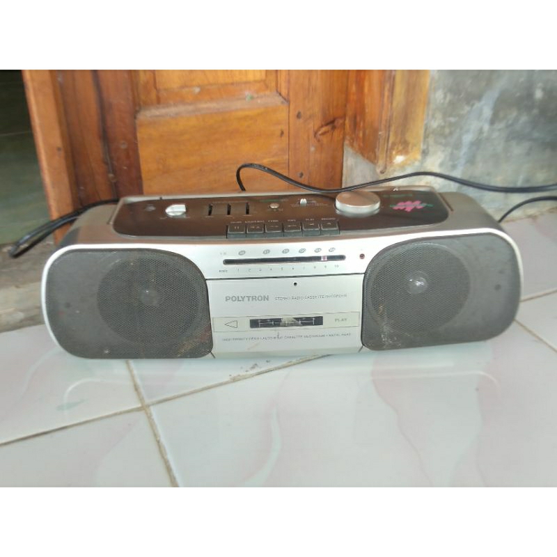Tape Radio Polytron Jadul