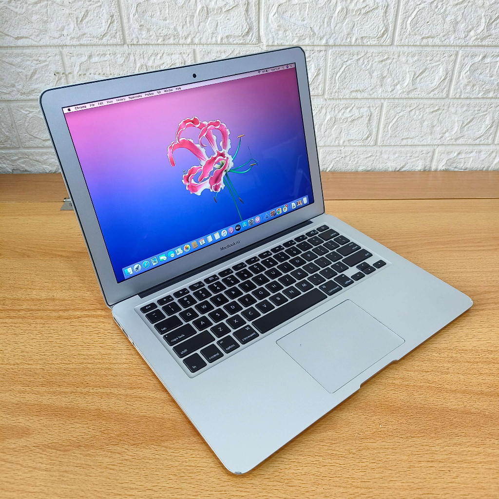 MacBook Air Early 2014 Core i5 RAM 8GB SSD 128GB 13.3 Inch Murah