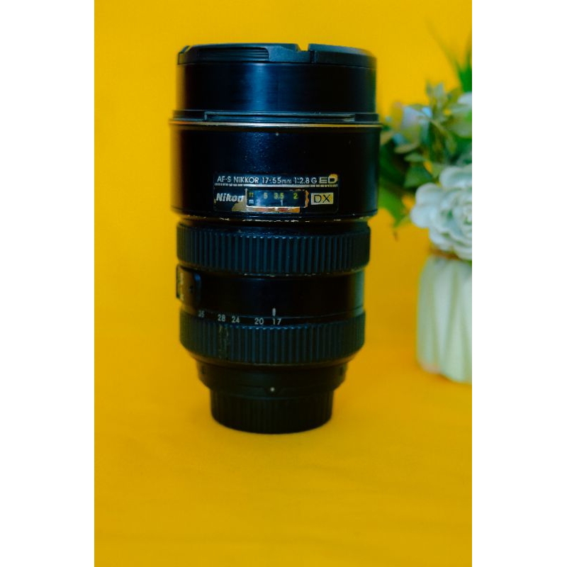 Lensa NIKON 17 55 F2.8