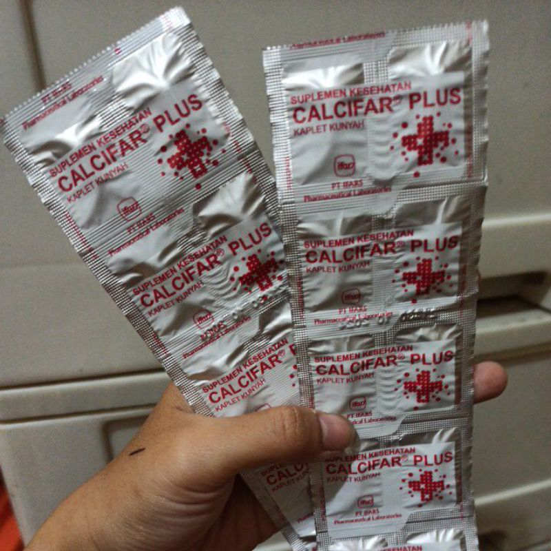 Calcifar plus kalsium tablet kunyah strip 10 tablet