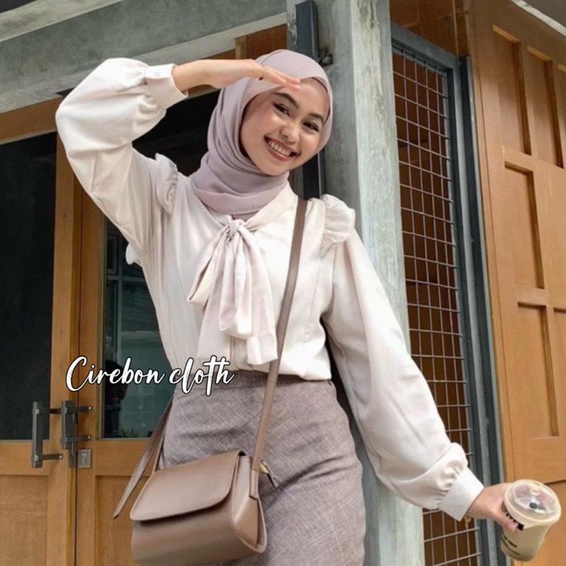 LEIVY KOREAN BLOUSE RIBBON - Cirebon Cloth - KEMEJA AIRFLOW CRINKLE ATASAN WANITA RUFFLE PITA AESTHETIC