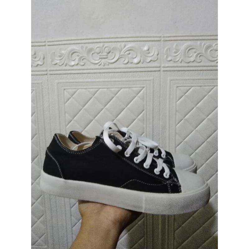 sepatu rafheoo Footwear brand lokal