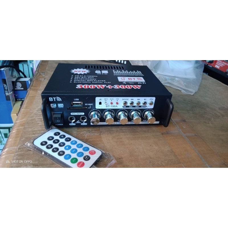 Power Amplifier Audio Mobil DC-12volt usb Bluetooth