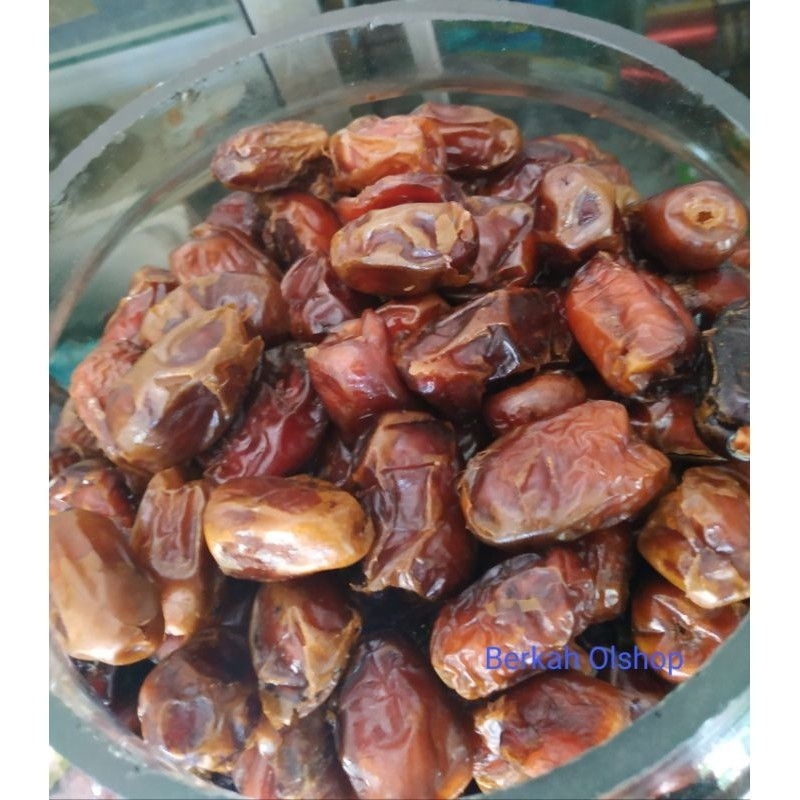 

Kurma mesir premium