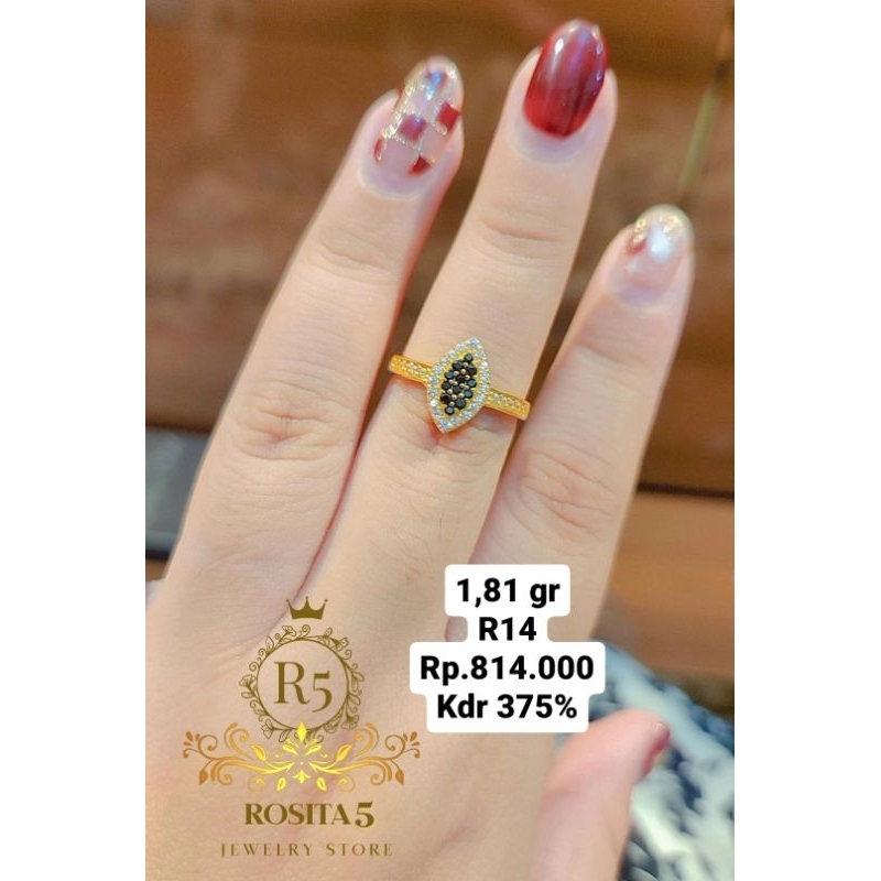 cincin mata hitam