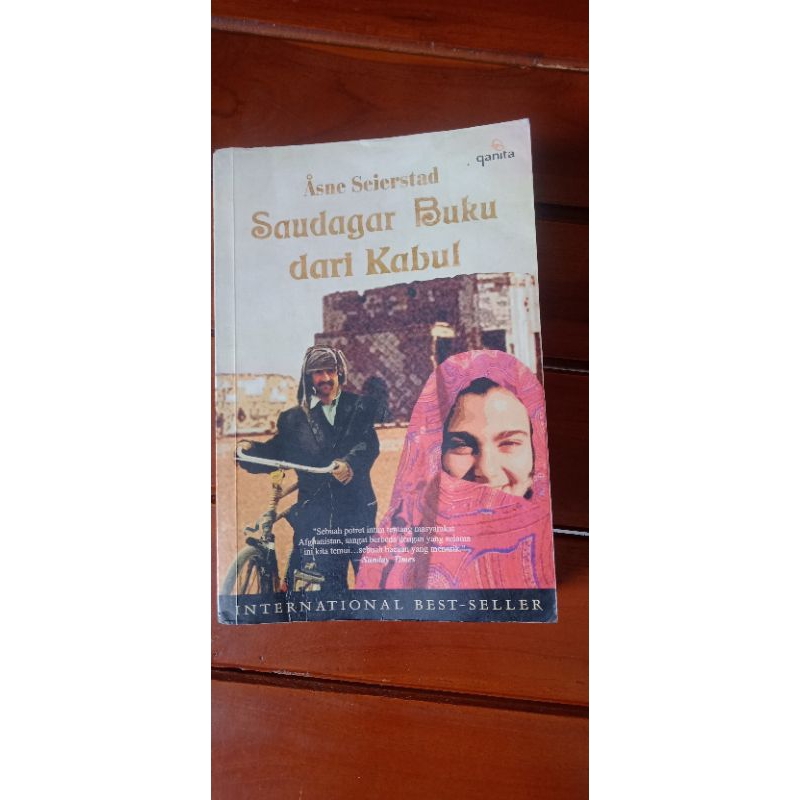 NOVEL TERJEMAHAN: SAUDAGAR BUKU DARI KABUL - ASNE SEIERSTAD