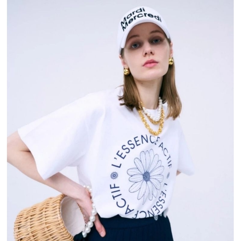 Kaos mardi mecredi actif emblem bangkok