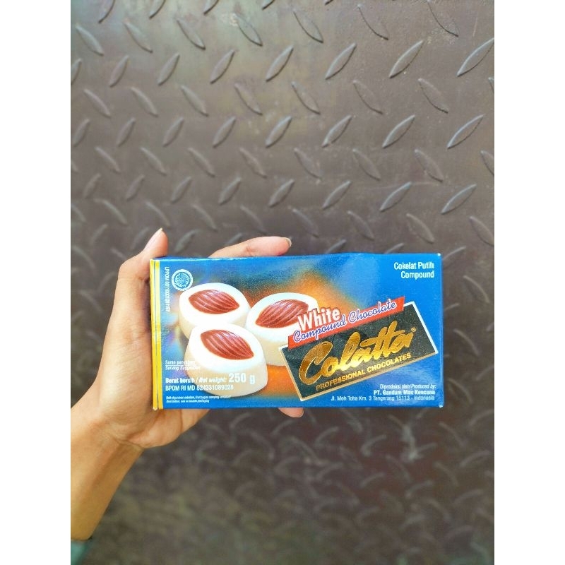 

COLATTA COMPOUND CHOCO RASA STRAWBERRY, DARK COKLAT,WHITE 250GR dan 180gr/coklat/ cokelat/batang/ strawberry