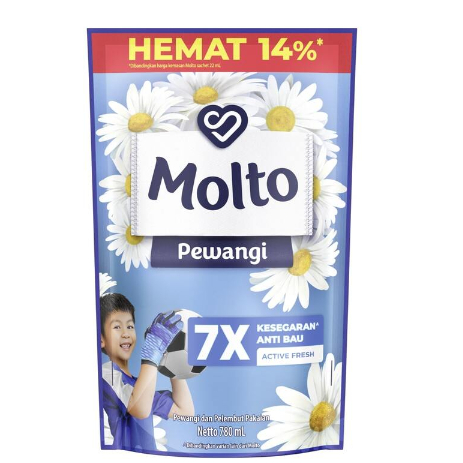 Molto Pewangi Pakaian Reffil 780ML