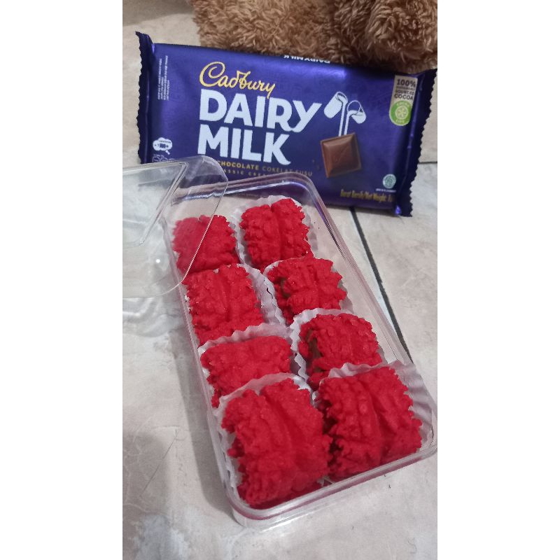 

Cookies Nastar Rose dalamnya coklat cadburry 500g