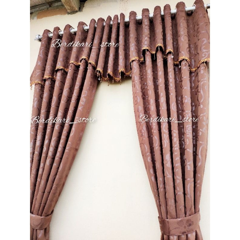 1Set Gorden Jendela 3 Kaca Lebar 200 cm  Berikut poni Pola Gelombang (M)