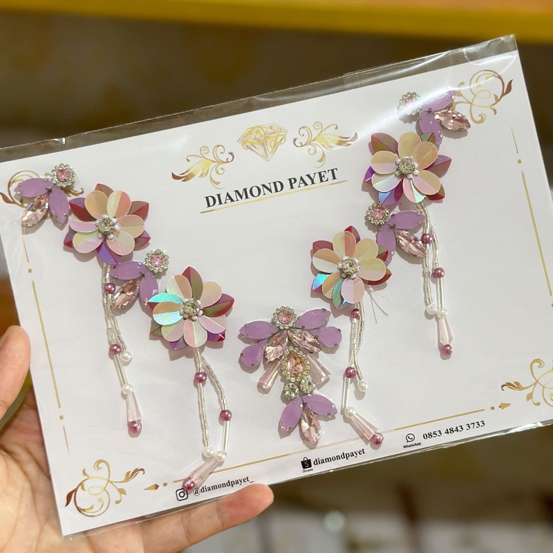 Payet Rangka Bunga Juntai leher / dada lavender