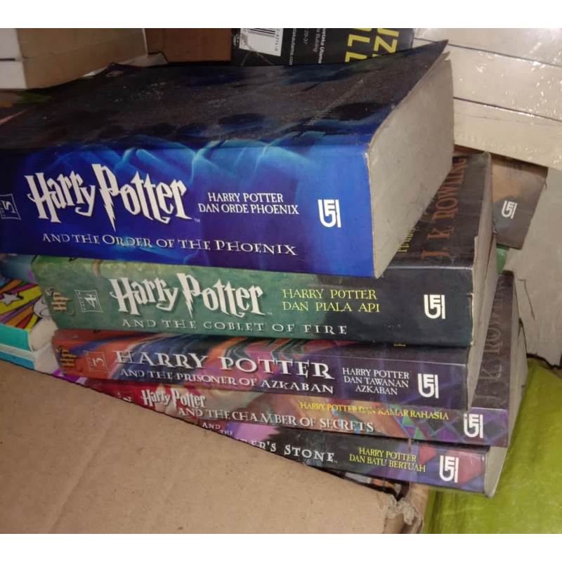 

Harry potter (Novel)