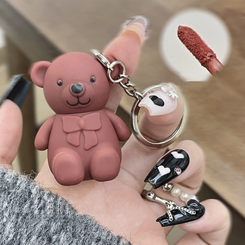 （COD）Cute Bear Lip Clay Siswa 6 Warna Tahan Makeup Pemutih Alami Bentuk Mainan Gantungan Kunci Lip Gloss Lipstik