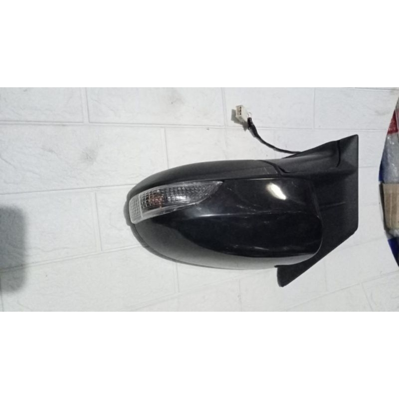 SPION DAIHATSU SIGRA CALYA TYPE R KANAN/KIRI