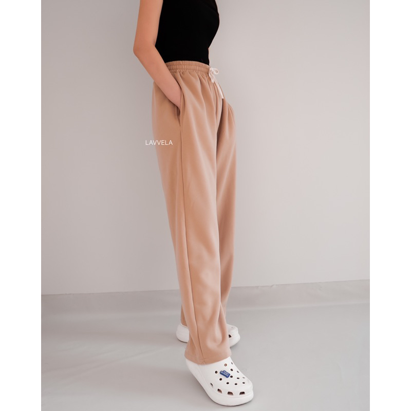 SEIRA SWEATPANTS | CELANA TRAINING | CELANA FLEECE | CELANA BASIC PANTS | CELANA KULOT | CELANA BASIC TIDUR | CELANA HOMMIE | LAVVELA | CELANA PREMIUM | CELANA WANITA | BAGGY PANTS