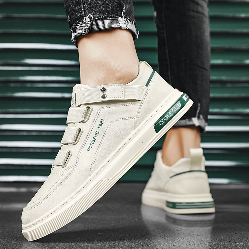 Mainland Sepatu Sneakers Pria Tanpa Tali/Straps Sepatu Kuliah Fashion Simple Outdoor MC439