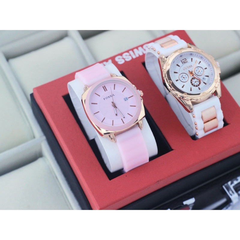 (Terima Cod)Jam Tangan wanita Fashion Buy 1 Get 1 Paket Hemat Kado FsL Bulat+Gues Ring Rose Tanggal Aktif Strap Rubber/Karet(Dikirim Jakarta)Free Box