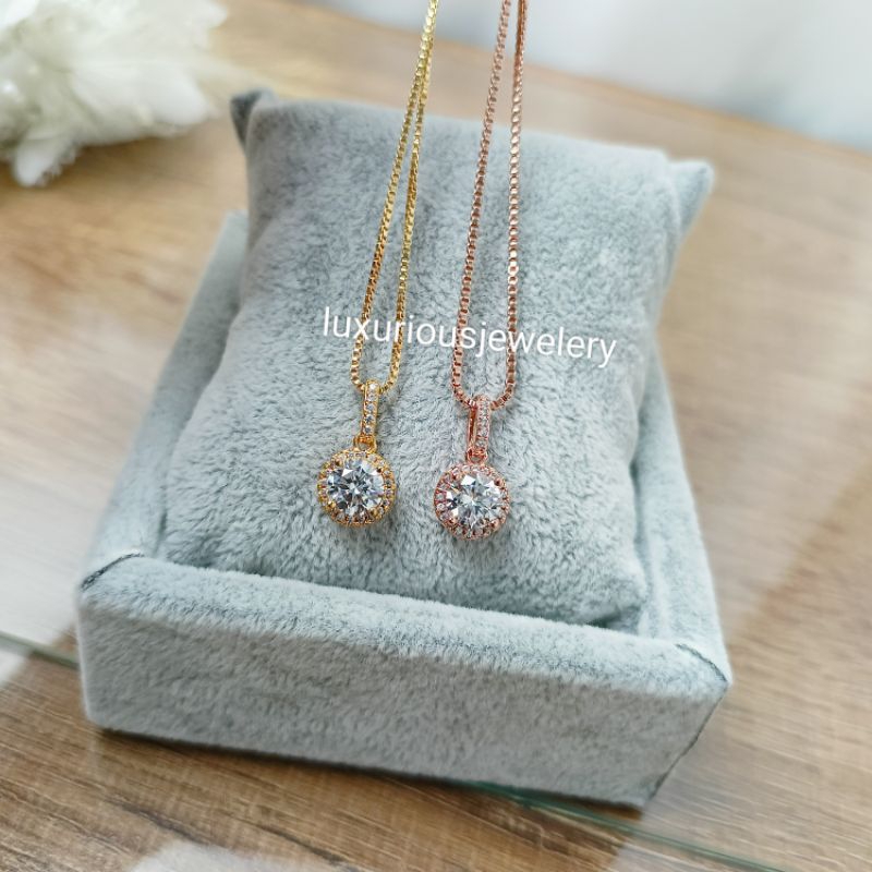 Kalung elegant liontin Solitaire mewah