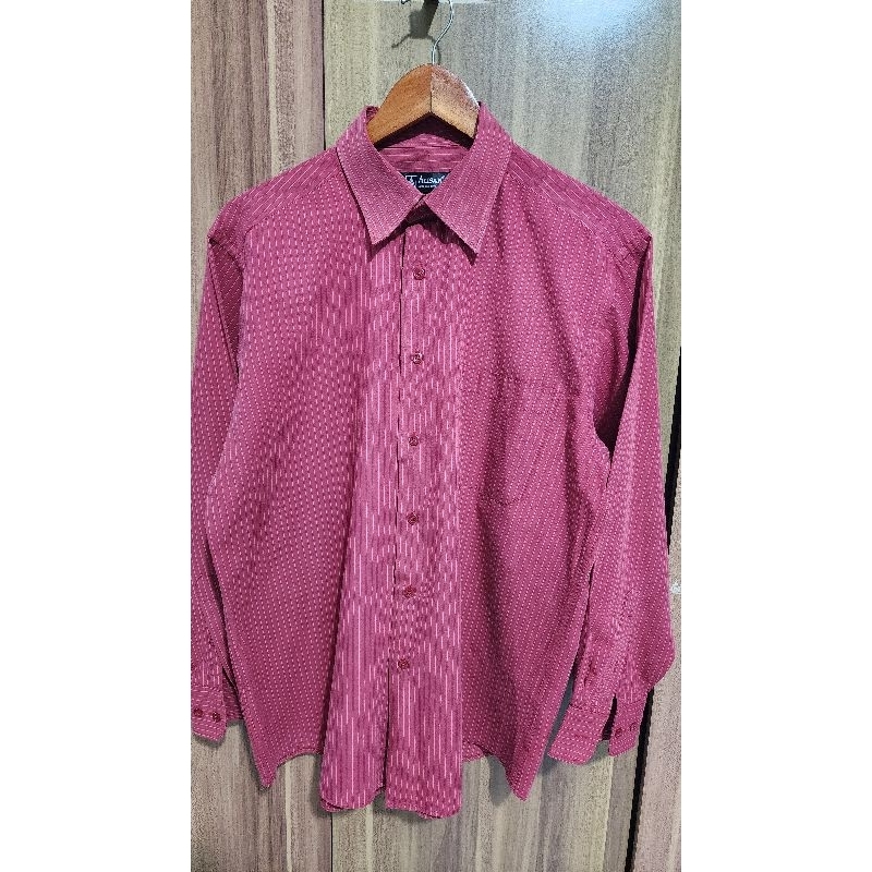 Alisan Kemeja Pria Formal Lengan Panjang Warna Merah garis Original 100% Size L Preloved