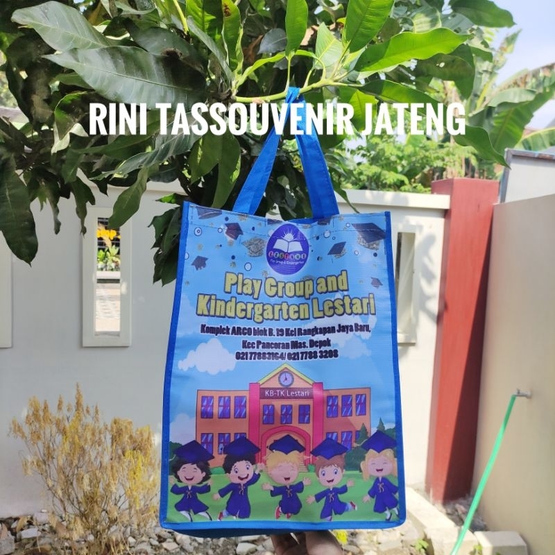 

Tas Graduation Sekolah- Tas perpisahan TK-KB-PAUD 30*14*40