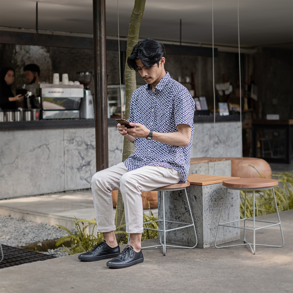 Sepatu Pantofel Pria Formal Kerja Kuliah Kantor Men Shoes Ori Monday Gum Oxford Black