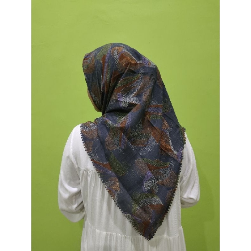 Imah Scarf