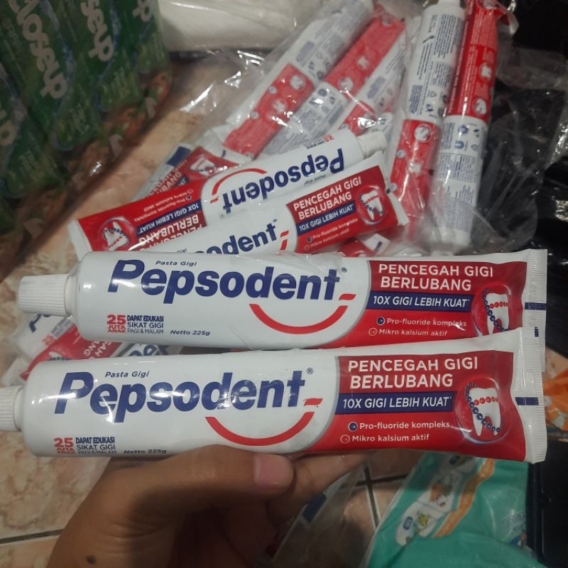 Pasta Gigi Pepsodent