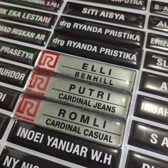 NAMA DADA SILVER STAINLESS MAGNET