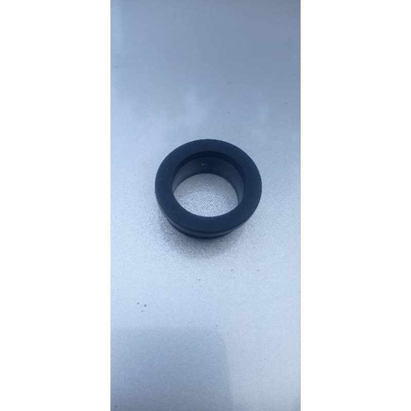 Karet lubang kunci bagasi mobil Chevrolet Lova