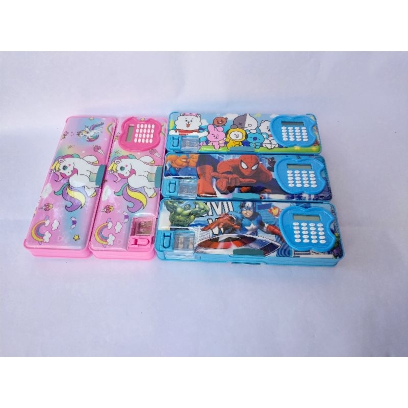 

Tempat pensil kalkulator magnet karakter