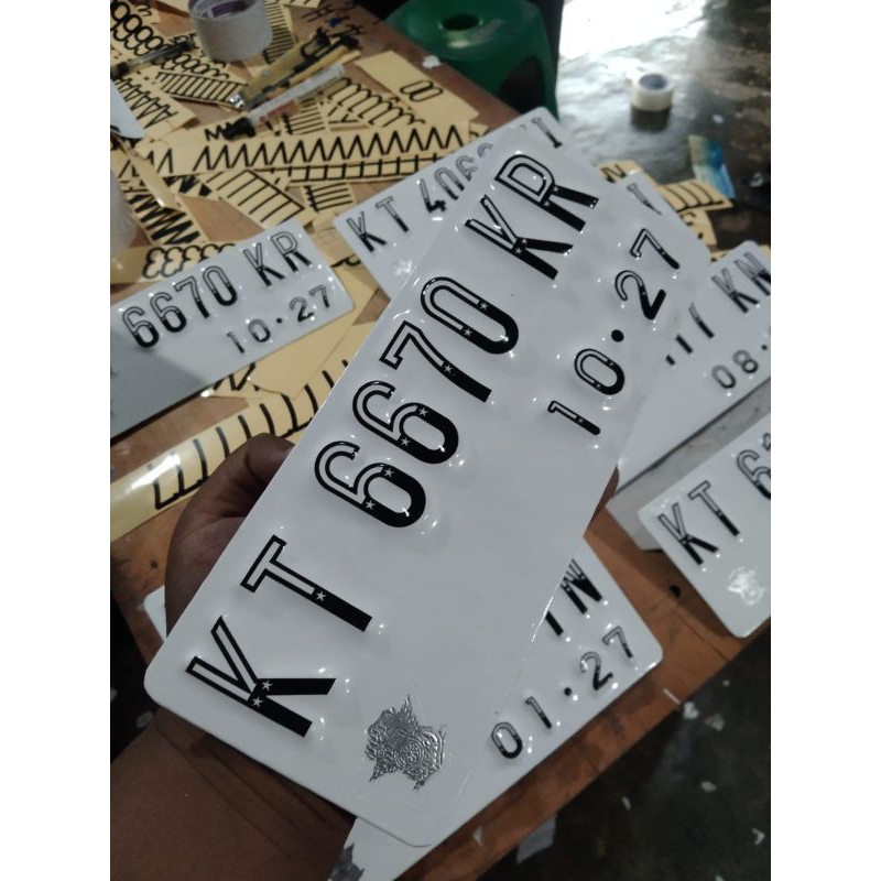 plat nomor baut tanam putih font variasi 1 pcs