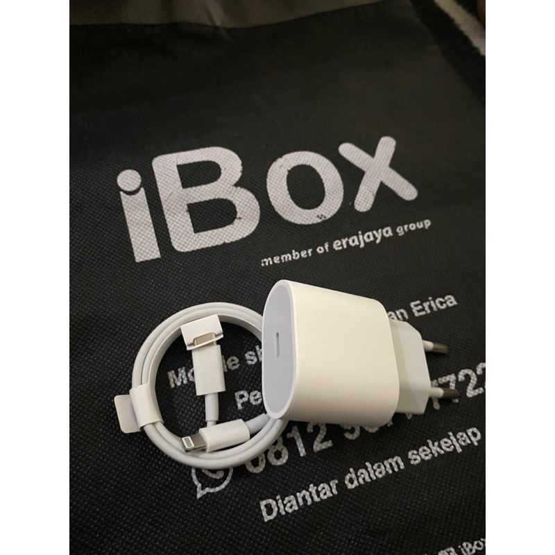 adaptor charger 18 watt