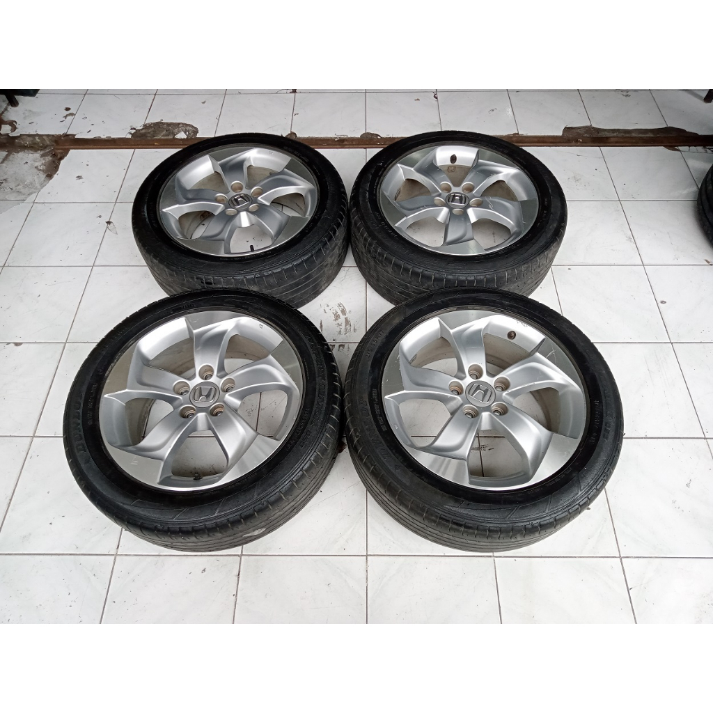 VELG MOBIL BEKAS HRV RING 17x7 + BAN 215/55R17 SURABAYA