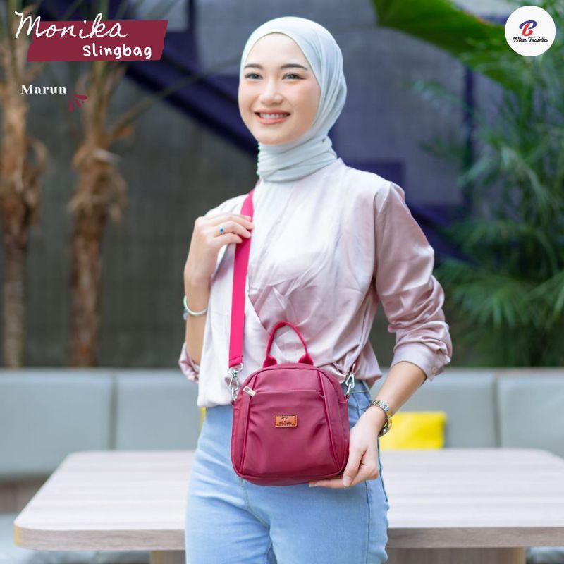 Biru Tsabita, Monika Tas Slempang Chocoly Anti Air