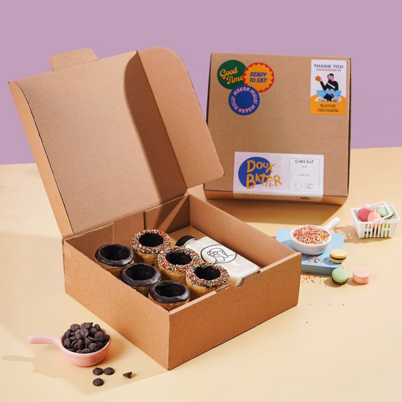 

Doux Batter - Box of 6 Cookies Shot With Milk