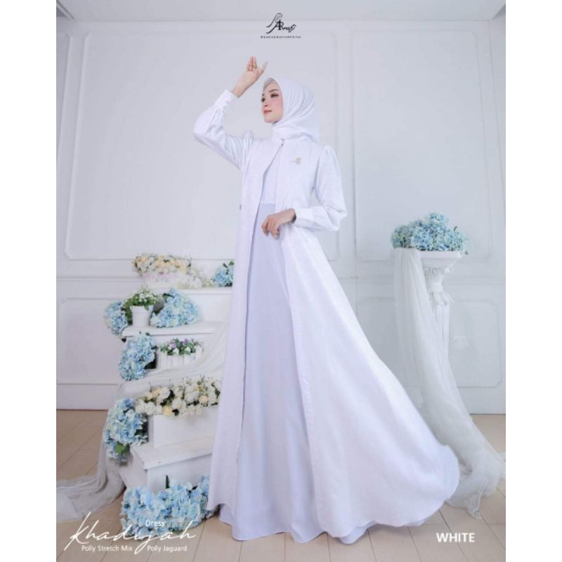 abaya putih//dress umroh//gamis//gamis modern//khadijah drees arrafi