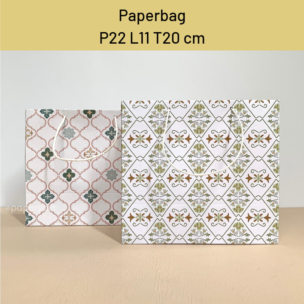 

Paperbag Tas Kertas Kraft Warna Motif Goodie Bag natal lebaran imlek 22 x 11 x 20 cm