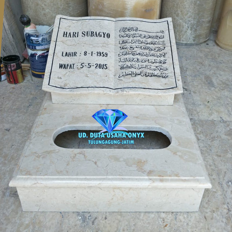 Nisan jakartanan marmer buku