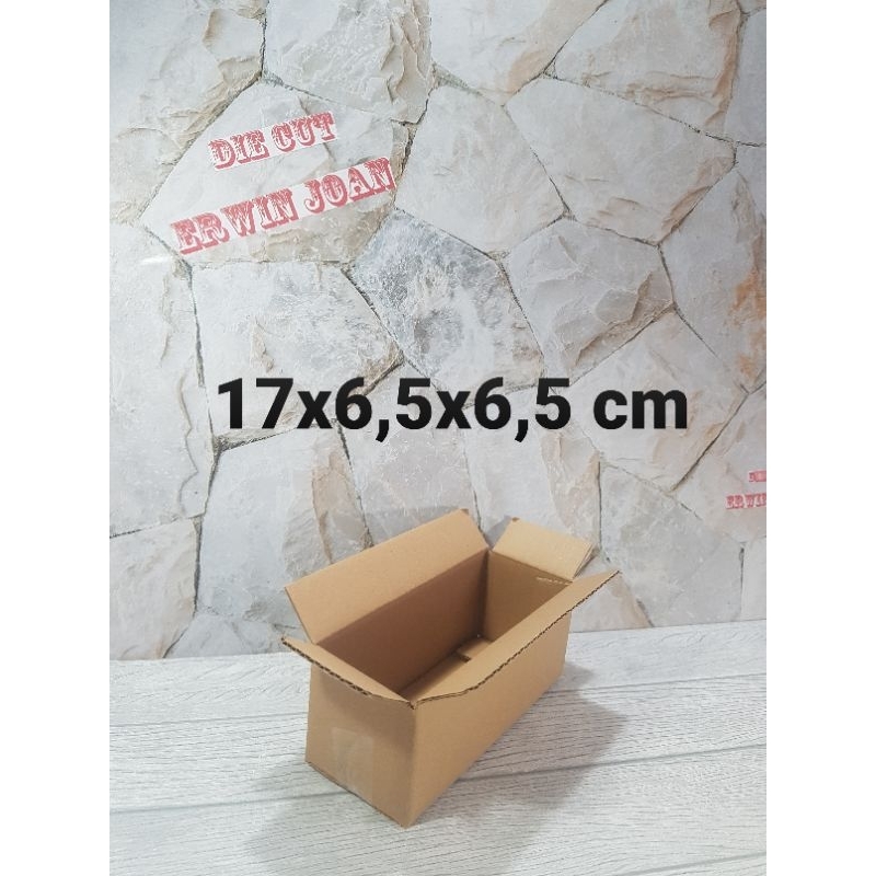 

Kardus / Box / 17x6,5x6,5 cm / Karton Polos Baru ST