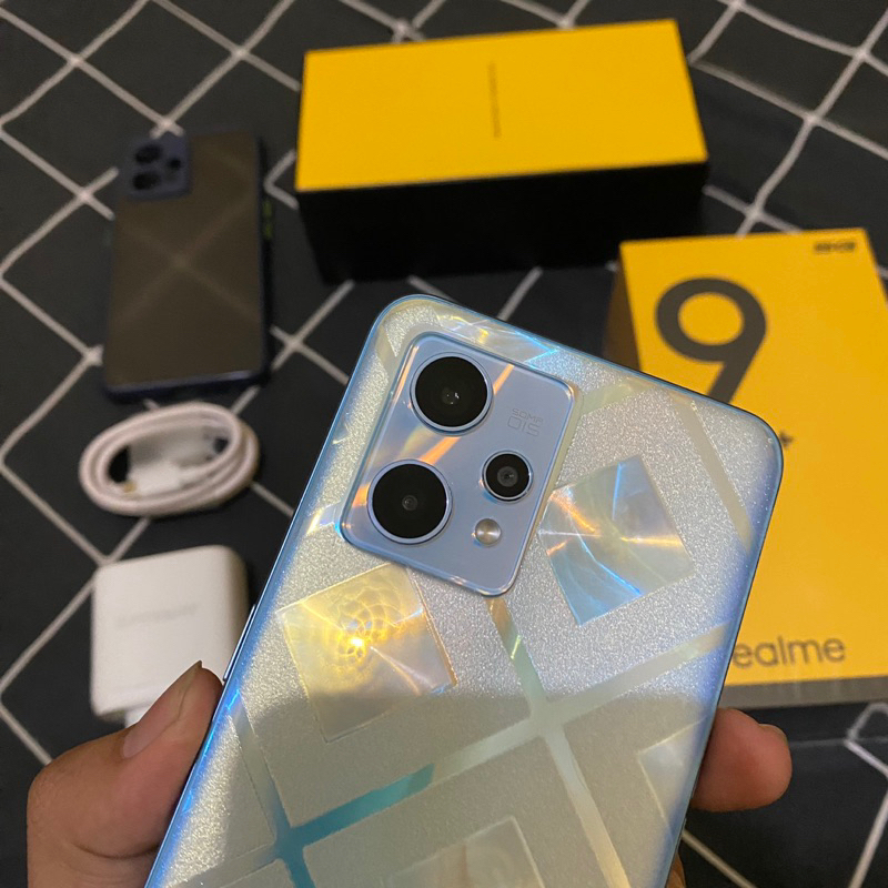 Realme 9 Pro Plus 8/256gb Bekas Pakai Mulus Lengkap