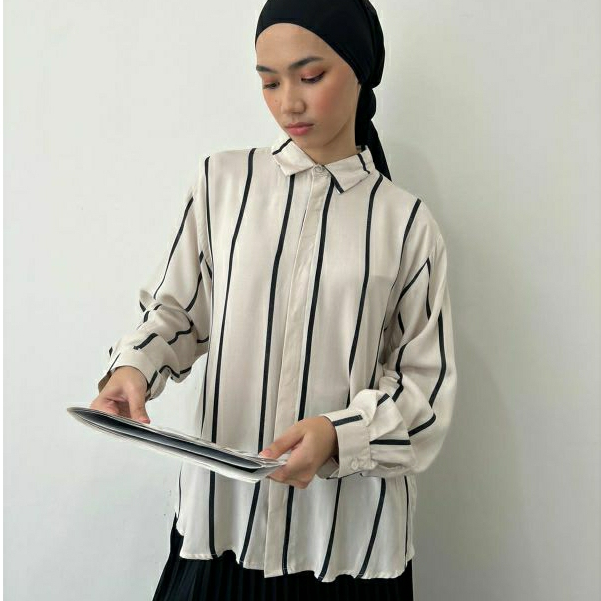 (MID YEAR SALE) Pattern Oversized - Stripes Oat Black (READY STOCK)