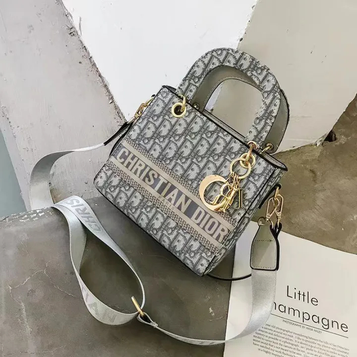 Lady Bag EMBROIDERY 5513 (FreeKantongKainTas+BubbleWrap)