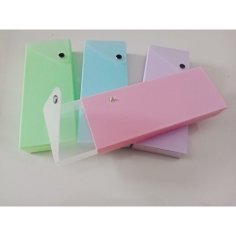 

Tempat pensil / Pensil Case Plastik Merek Joyco Polos dan Motif
