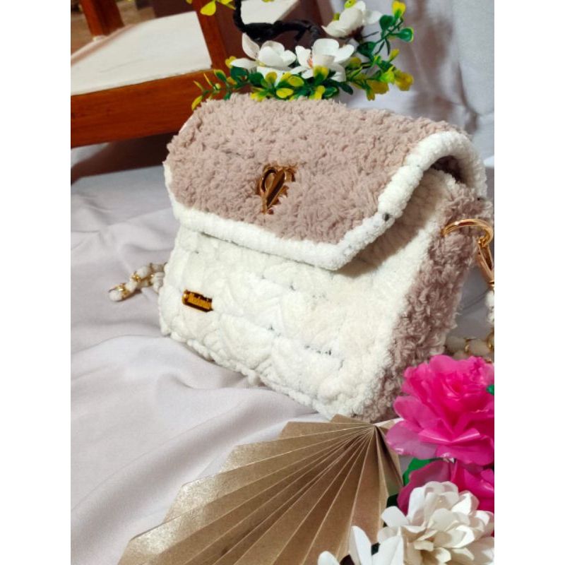 Tas Rajut Kanvas Handmade