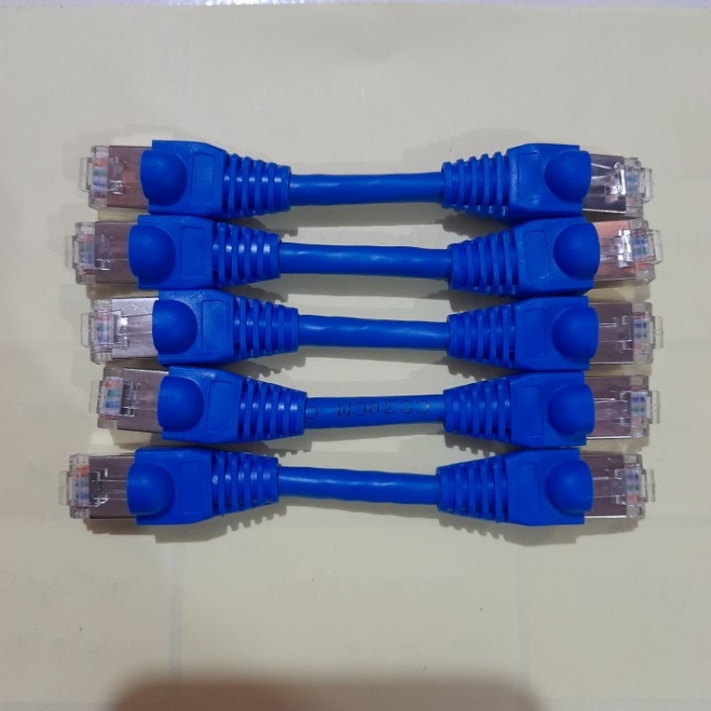 KABEL LAN SERVER COMMSCOPE RJ45 METAL CUSTOM RAV SOLUTION CM-00